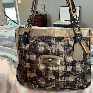 Coach tote with lurex c print